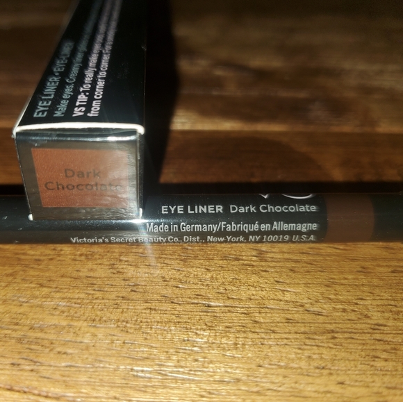 9 Victoria's Secret Makeup Bundle - Lip Gloss Eyeliner Eyeshadow Palette Shimmer - Picture 14 of 16